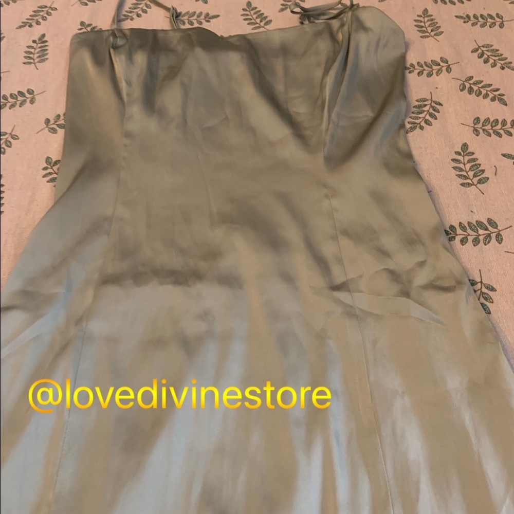 Aritzia Sunday Best Shimmer Dress Drak Green - Picture 3 of 8